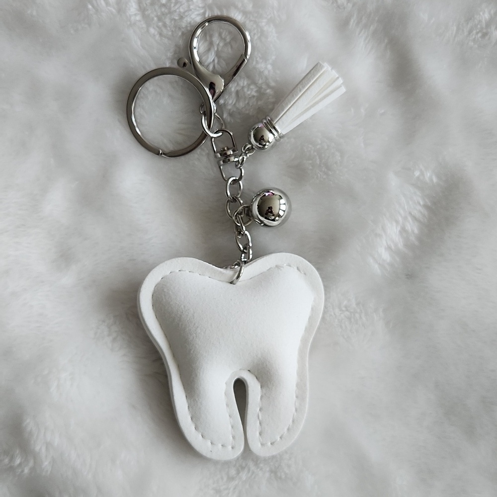 Silver Rhinestone Tooth Keychain Bag Charm - Picture 3 of 3